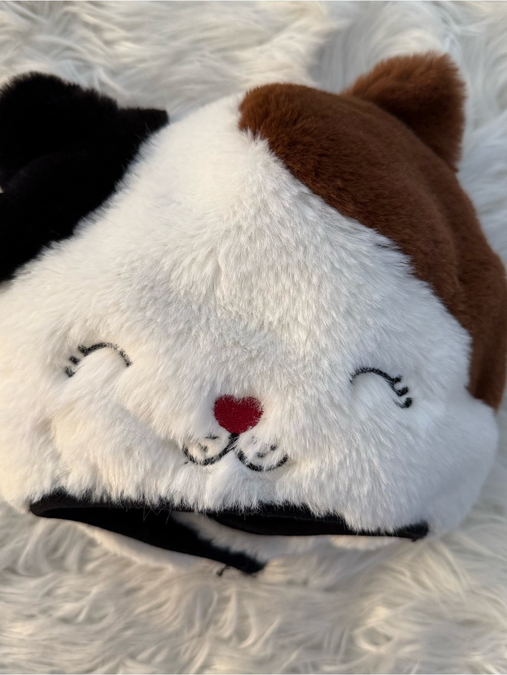 New Old Navy Black and White Plush Toddler Cat Hat Size Large
